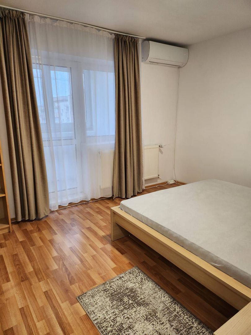Vanzare Apartament 2 Camere Mall Vitan - Metrou Mihai Bravu - Poză 1