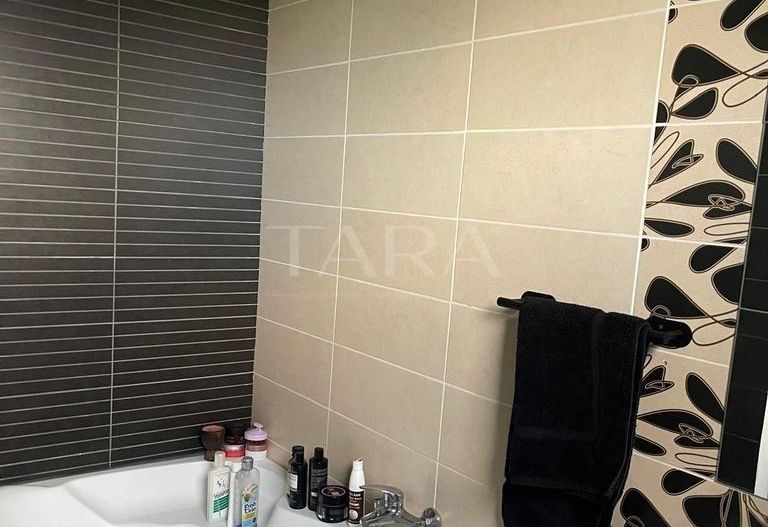 Casă modernă cu panoramă și spații generoase – zona Europa - Poză 11