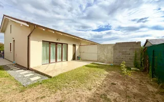 Casă tip duplex - 4camere - mobilata si utilata - Zona Est - Timisoara - Poză 16