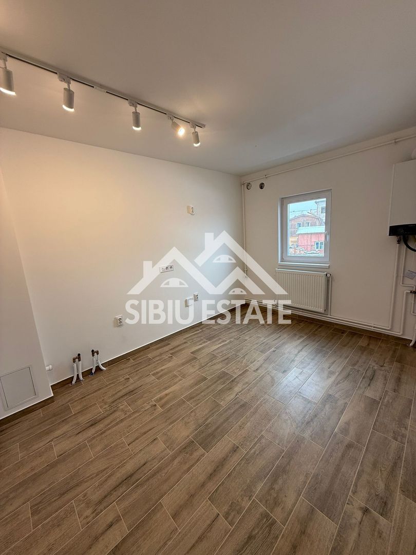 Locație excelentă! Apartament 3 camere renovat, etaj 1, Sibiu - Poză 16