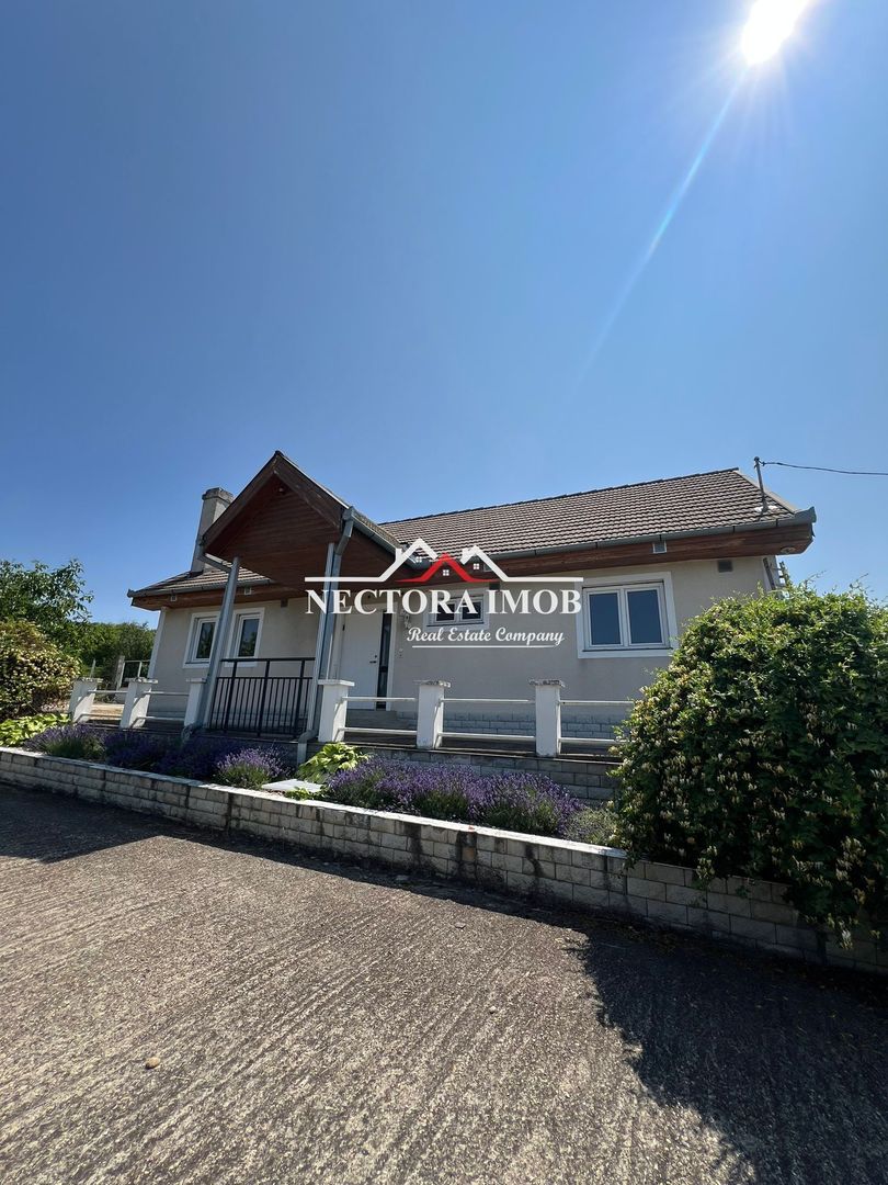 EXCLUSIVITATE-Casa 170 mp cu teren 1350 mp,Zona DEALURI Str. Izvorului - Poză 1