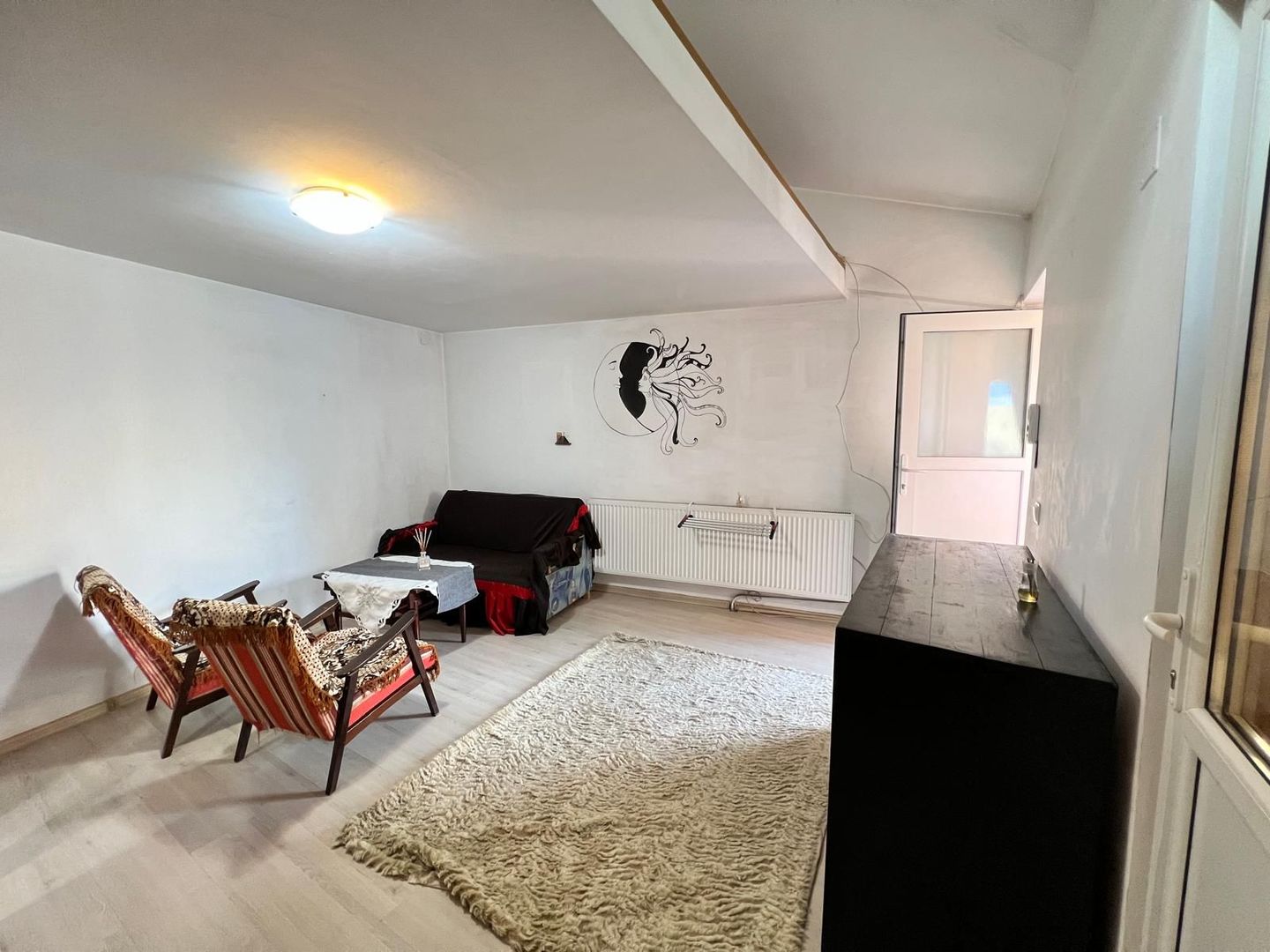 Apartament cu 2 Camere dispus pe 2 nivele | 41 mp | Central | Piața Abator - Poză 2