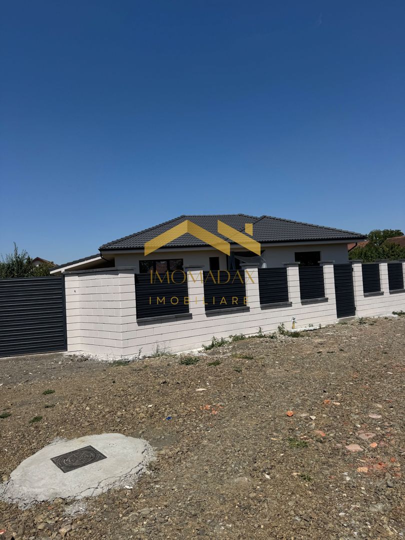 -Casa individuală -4 camere -2 băi - - Poză 2