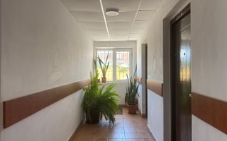 Oportunitate rară de investiție! Bloc cu 100 de garsoniere –Târgoviște - Poză 10