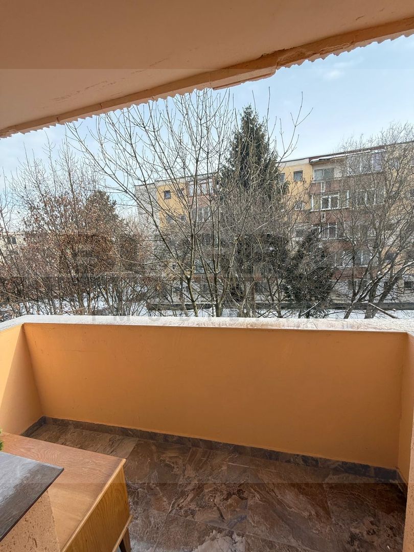 Garsoniera, 28 mp, balcon, zona Golden Tulip - Poză 8