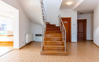 Oportunitate! Vila spatioasa cu piscina Iancu Nicolae - Teren 990MP! - Poză 7