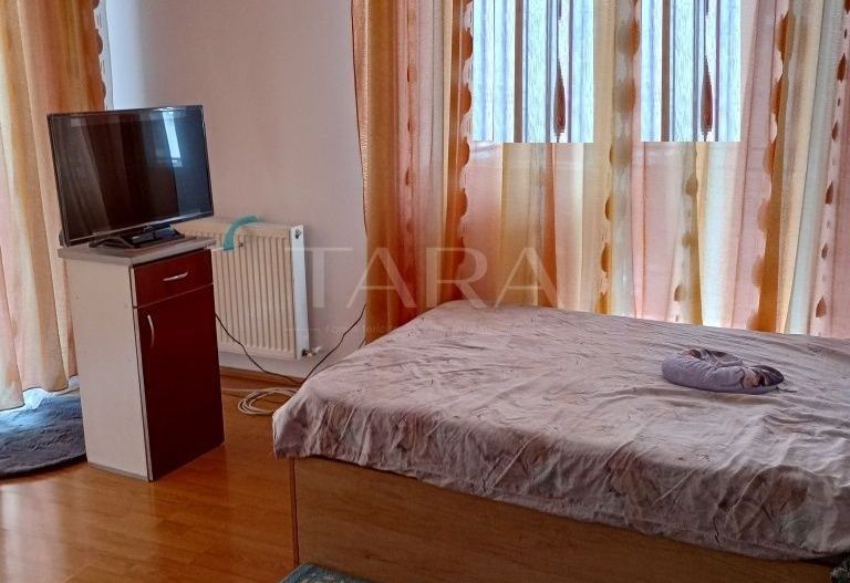 Apartament modern cu 2 camere decomandate in zona centrala Floresti. - Poză 2