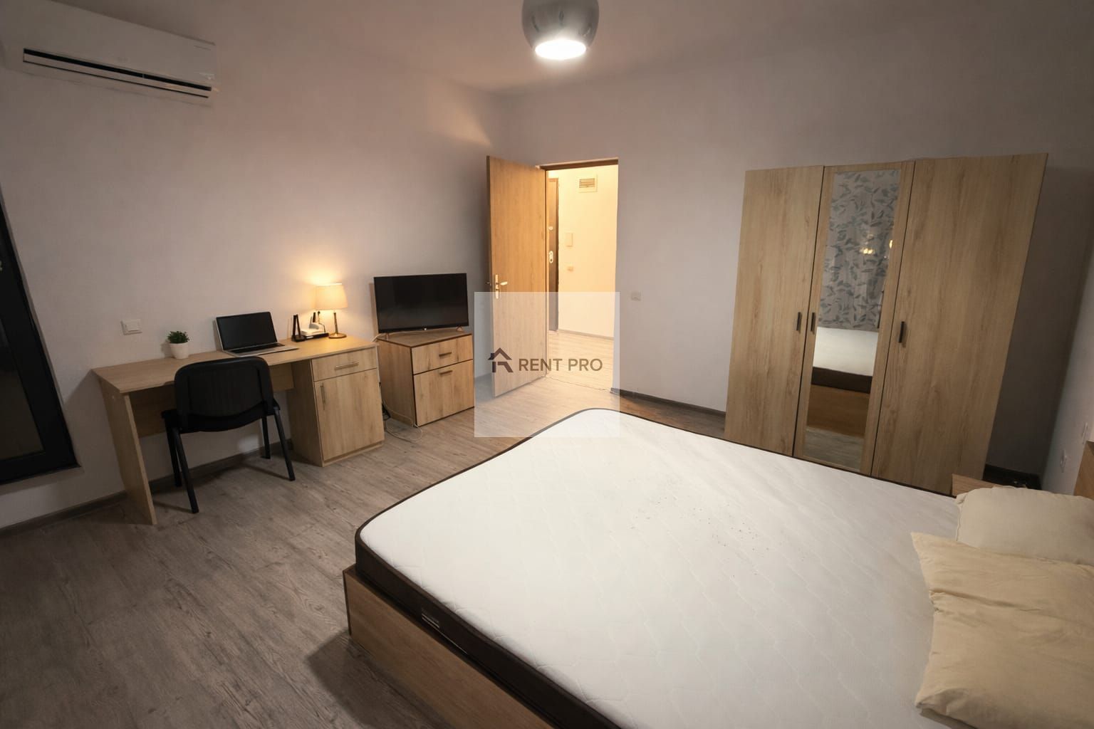 Bloc Nou EXIGENT Garsoniera High Level Mall Plaza - Poză 1