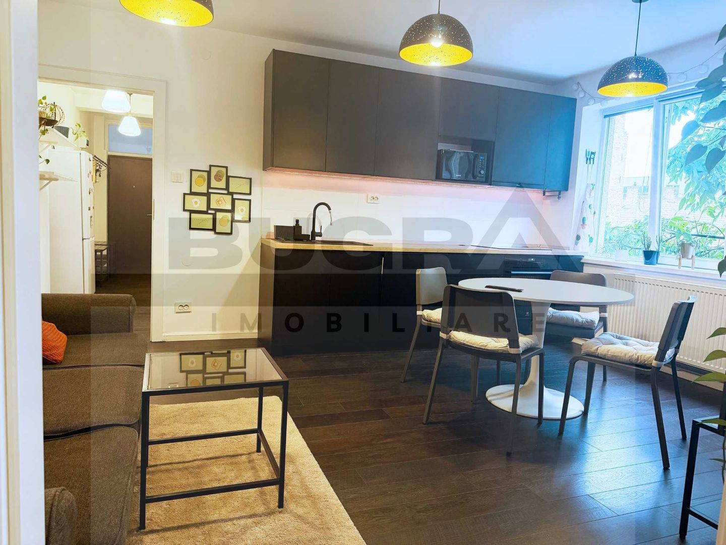 Apartament cu 3 camere la cheie, 56 mp, etaj intermediar, in Centru - Poză 3
