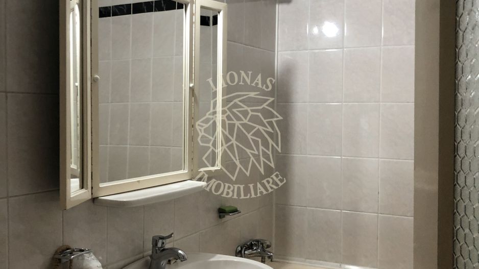 Casa Vila,  7 camere, 235 mp total, garaj, D+P+E, Sens Vechi - Poză 7