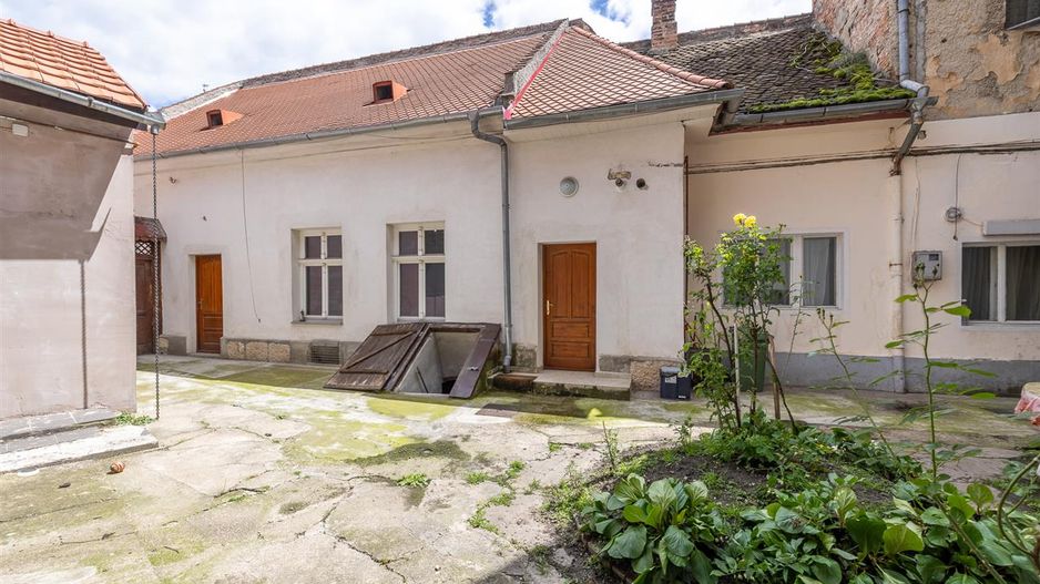 Imobil doua camere in casa+spatiu comercial+teren 270 mp  cu CF separat - Poză 19