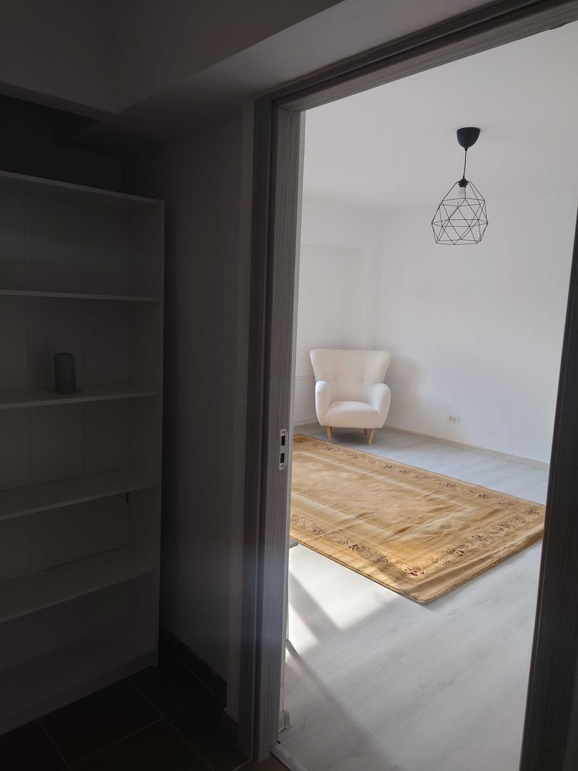 De Inchiriat Garsoniera Pet Friendly, metrou Muncii - Poză 2