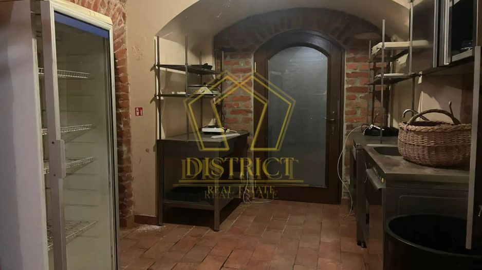 Spațiu comercial 400mp vad bun | Piața Unirii I Ultracentral - Poză 12