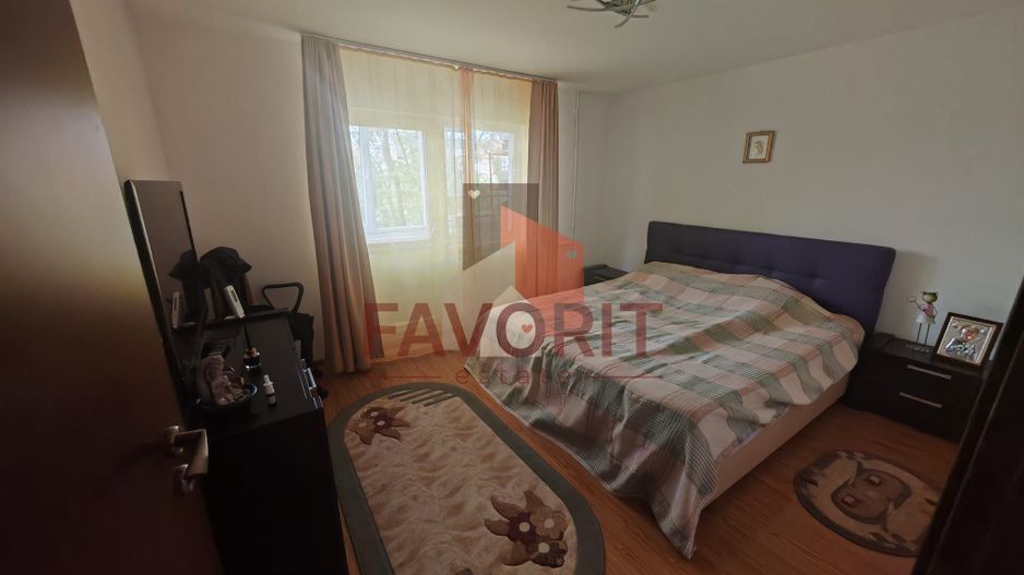 4 camere | centrala proprie | etaj intermediar | zona excelenta | renovat | - Poză 5