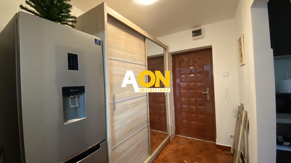 Apartament cu 2 Camere, Zona Cetate - Poză 10