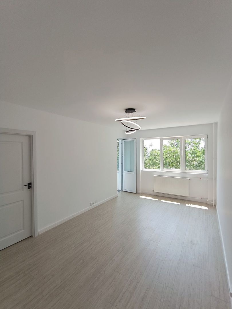 Apartament 2 camere 1 Mai - Poză 1