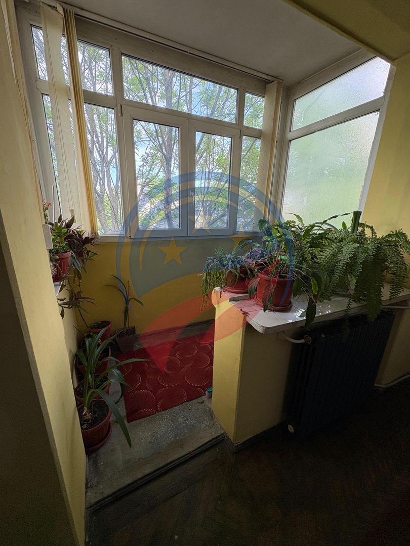 APARTAMENT 4 CAMERE , ETAJ 3 din 4, 2 BAI, 2 BALCOANE, CALEA SEVERINULUI - Poză 12