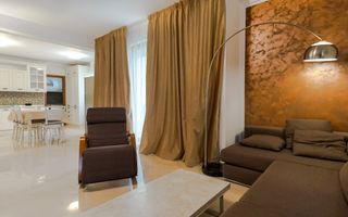 Ap spatios 4 camere, garaj, Andrei Muresanu, zona strazii Trifoiului - Poză 39