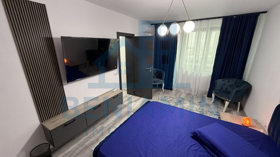 4 camere - 93mp - mobila - utilat - lux - Hotel Ramada - Poză 6