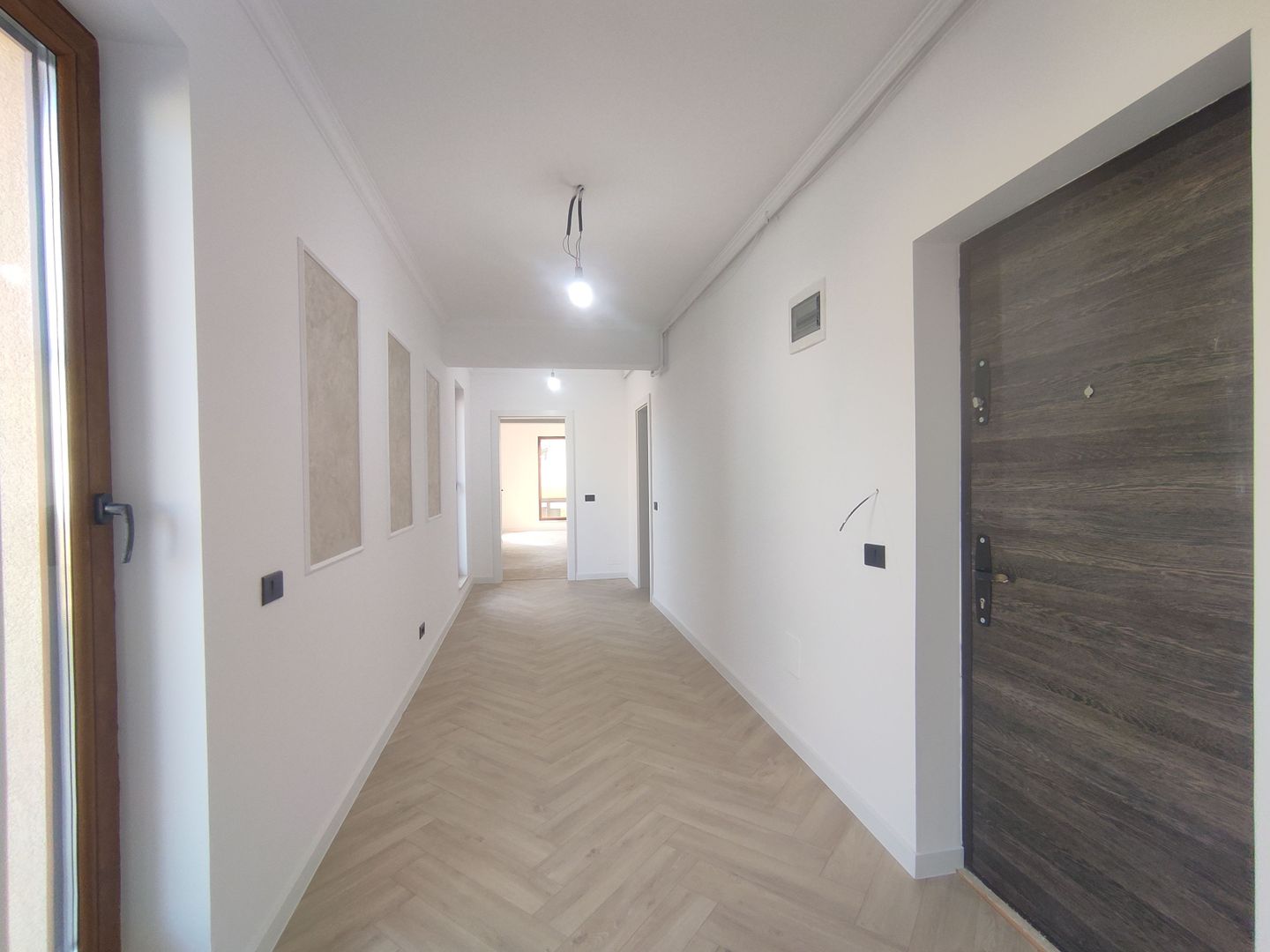 Vânzare apartament 2 camere cu terasa Generoasă zona Bazilescu - Poză 3