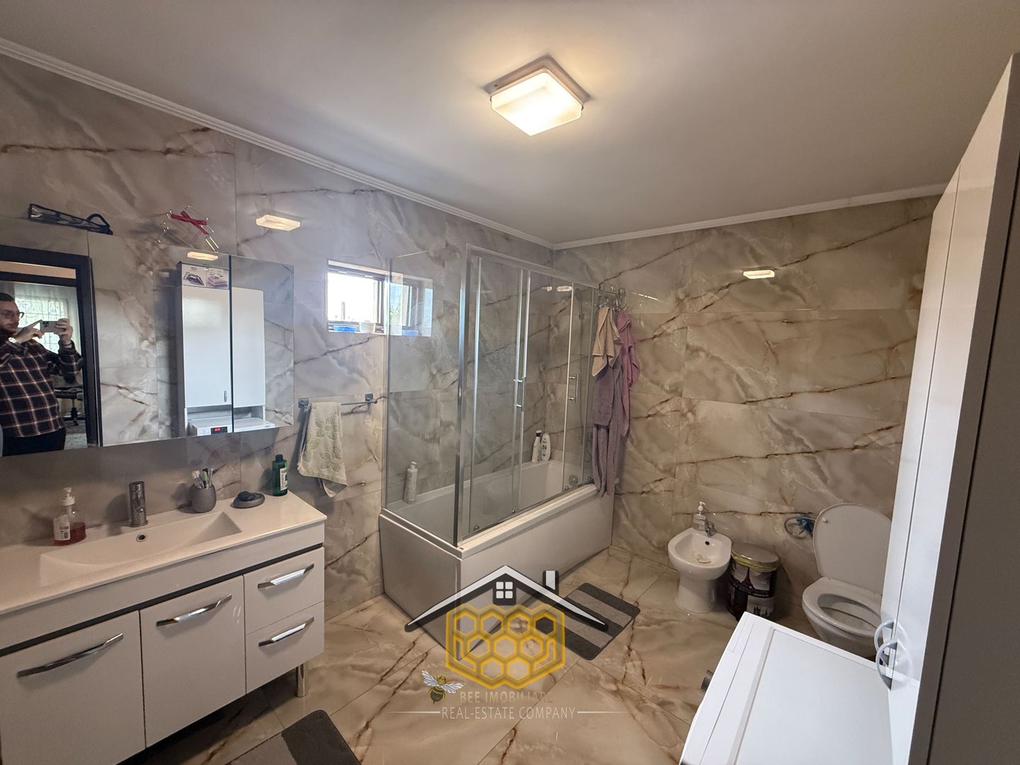 Casa Spatioasa in Cartierul Lapus – Confort, Liniste si Spatiu Generos - Poză 9