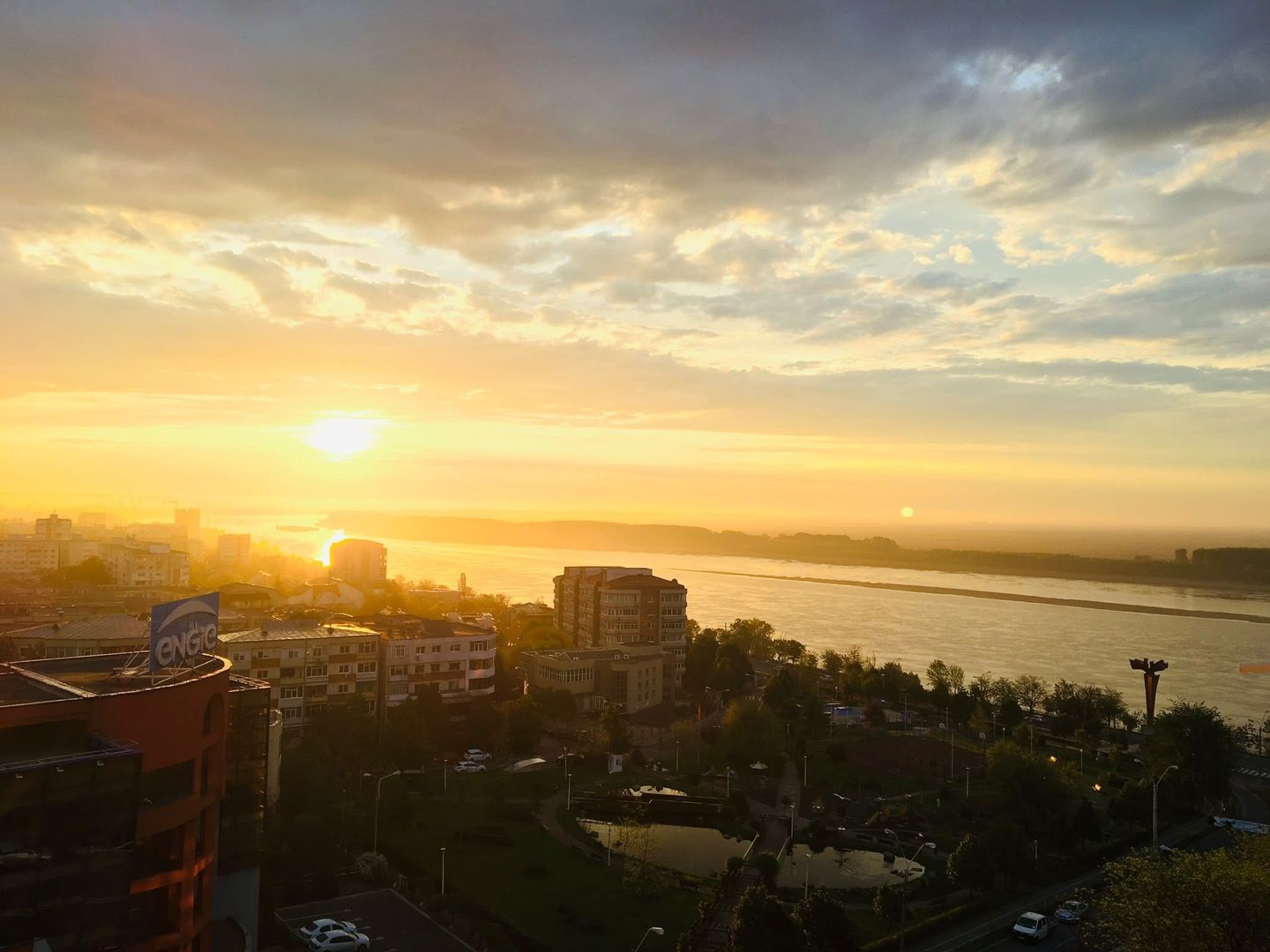 De inchiriat apartament 1 camera faleza Dunarii, et. 9, 1400 lei - Poză 11