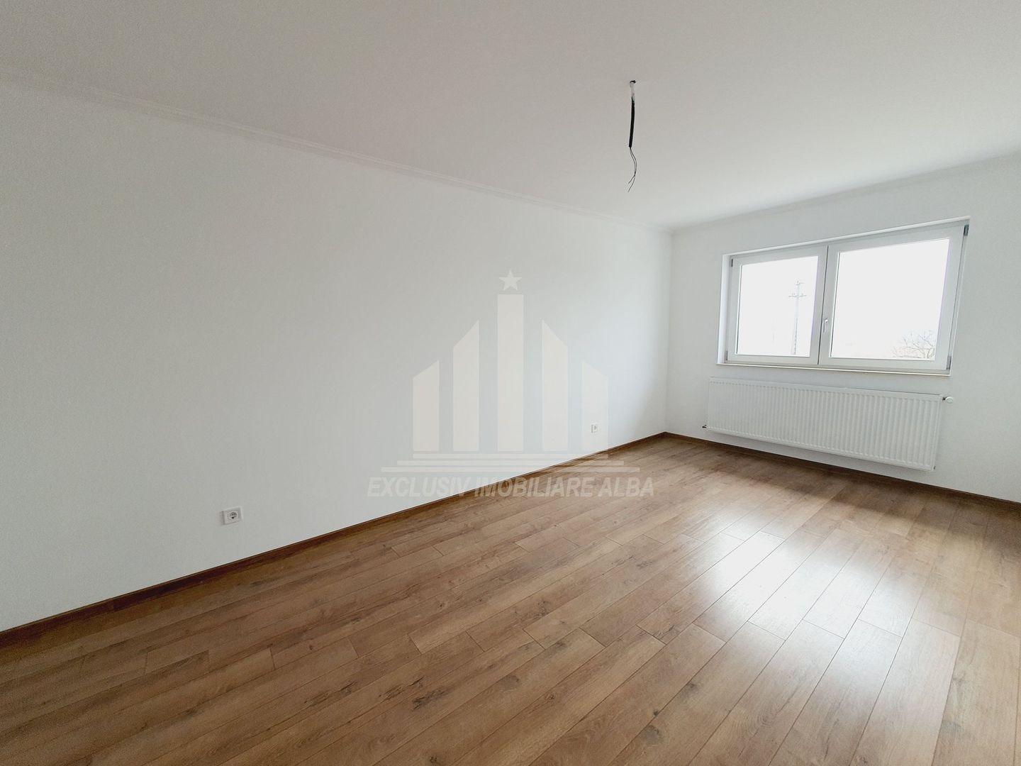 Casa tip duplex cu mobila de bucatarie, Dealul Furcilor - Poză 7