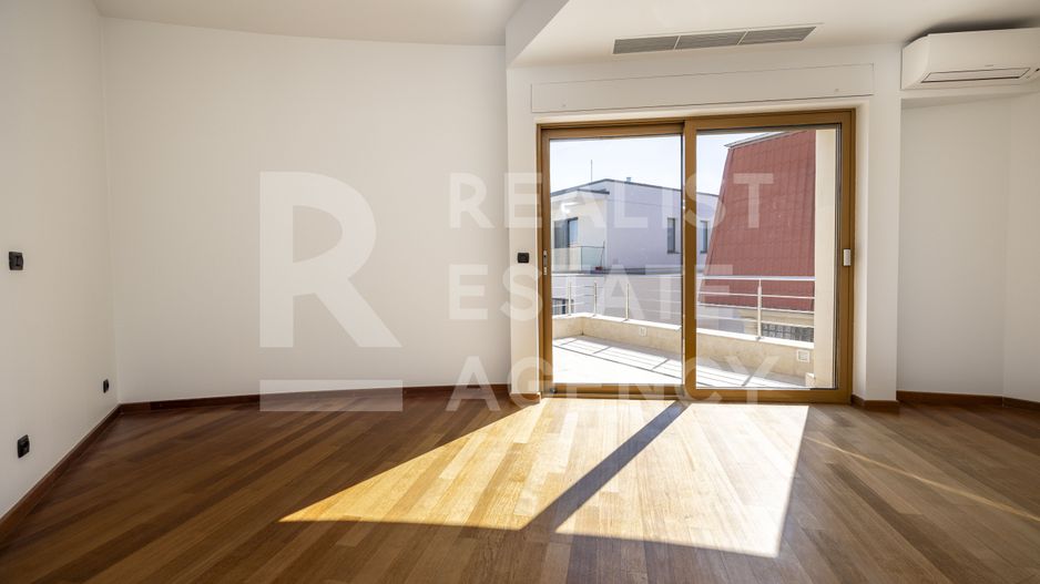 Penthouse, Jean Monnet Residence - Poză 10