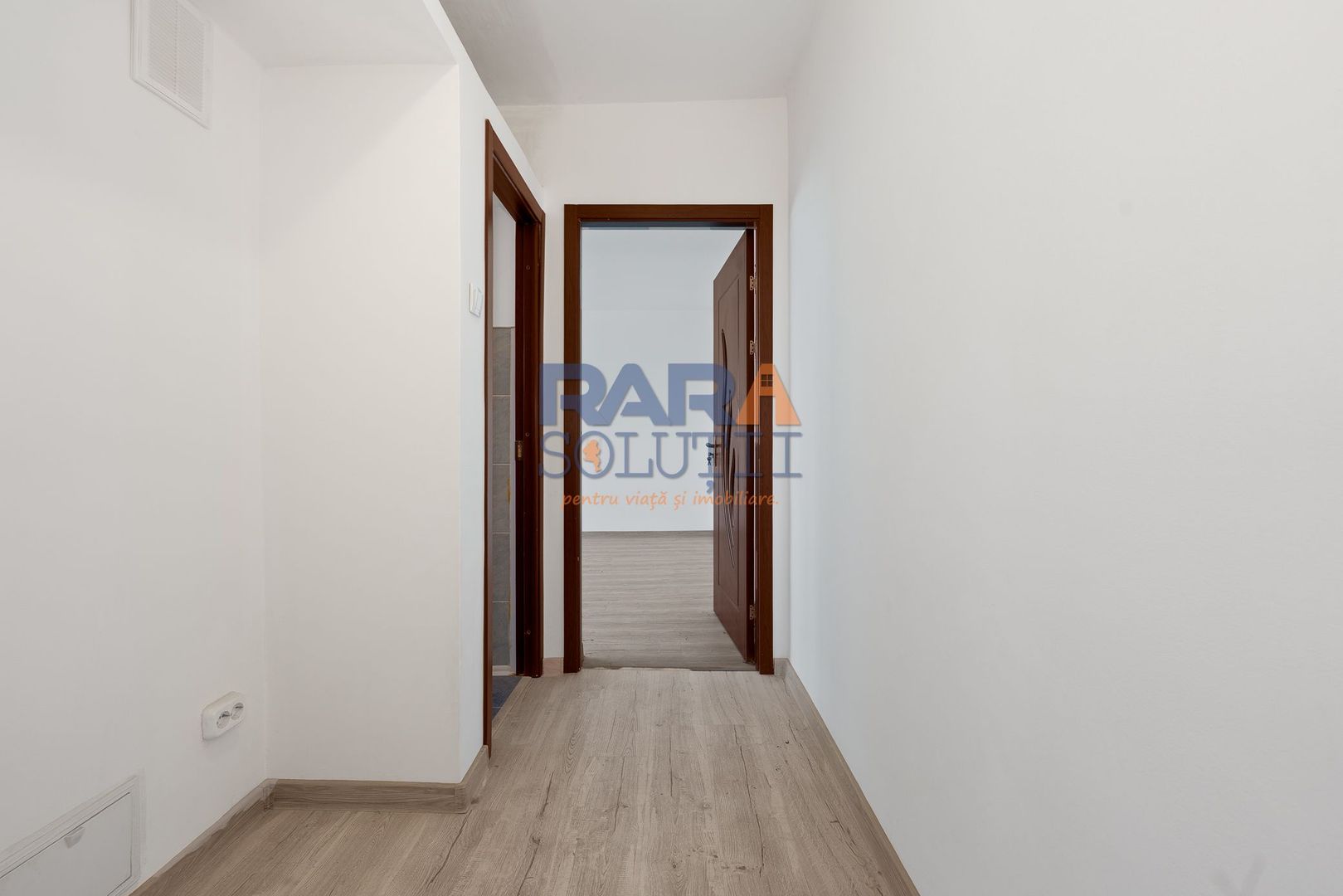 Aapartament 2 camere, luminos, etaj intermediar - Poză 5