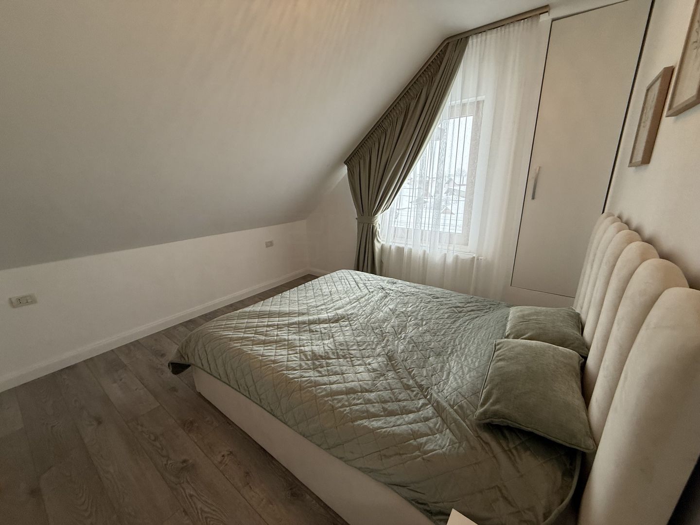 Apartament 3 camere | Zona centrala Radauti | Decomandat - Poză 9