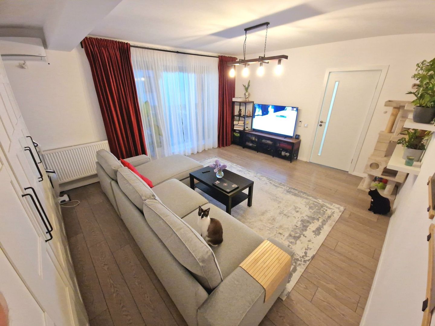 Apartament 2 Camere, 1 Decembrie 1918, Bloc 2020, Parcare, Etaj 2/3 - Poză 1