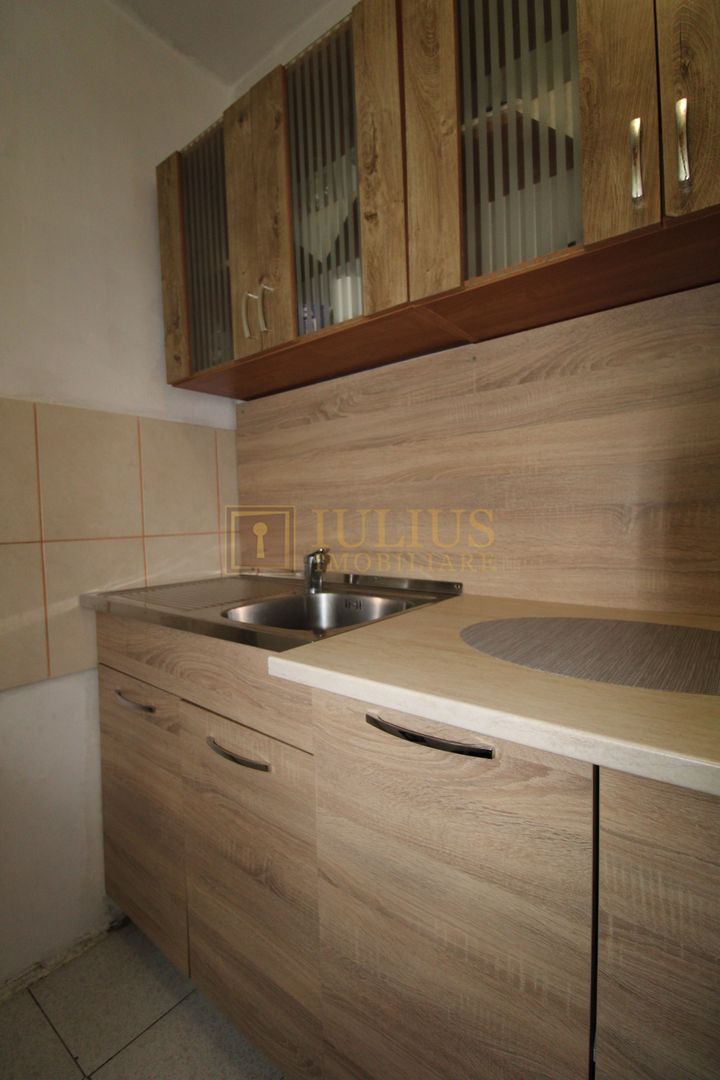 Apartament cu o camera, zona Lipovei. - Poză 6