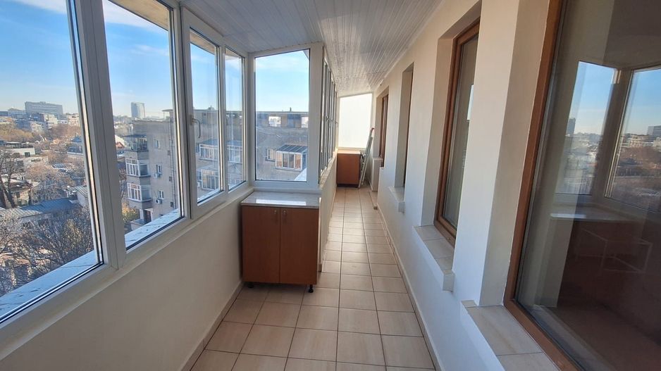 Apartament 3 camere plus tarasa Stradal P-ta Romana - Magheru - Poză 21