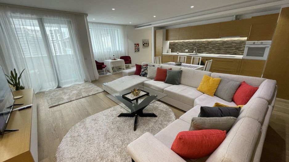 Inchiriere apartament 3 camere XL in Cortina Residence Herastrau - Poză 1