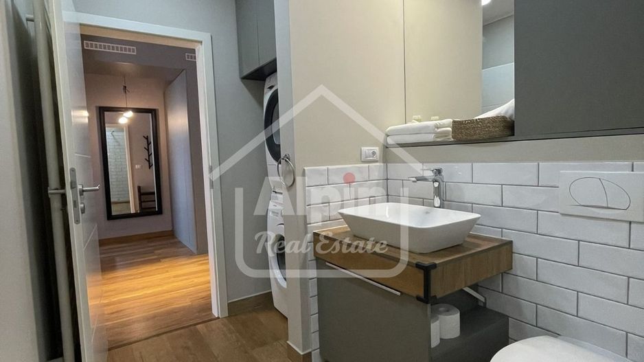 Apartament Finisaje Calitative I Tractorul Coresi - Poză 11