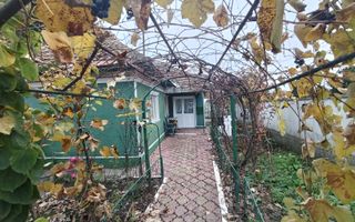 CUMPANA ( cod02) - Casa batraneasca 5 camere cu teren 491 mp - Poză 2
