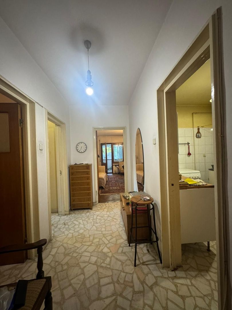 4 camere || Aviatorilor / Uruguay - Poză 14