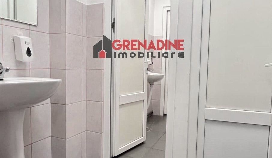 Spatiu Pentru Birouri 93 Mp - Zona  Racadau - cod 5290 - Poză 7