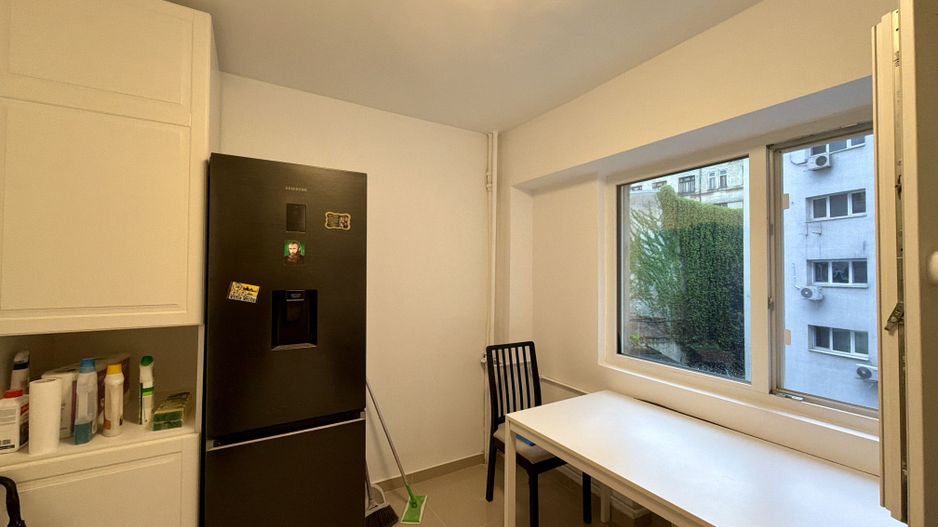 4 camere renovat| boxa | poziție excelenta Universitate - Poză 5