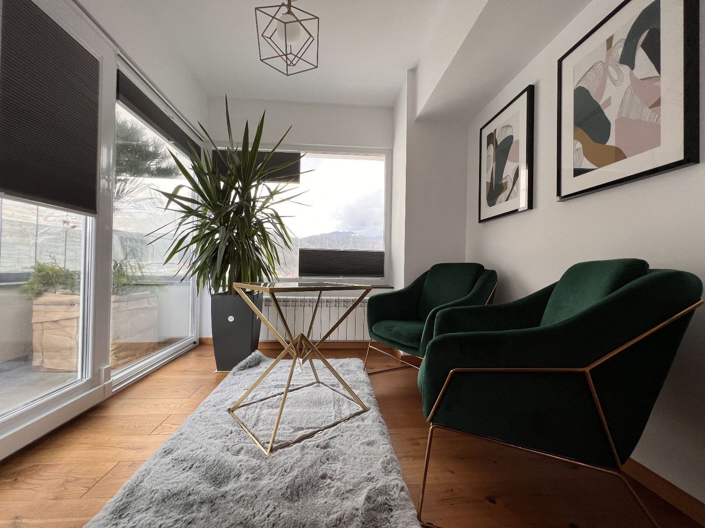 Oaza de lux in Centrul Civic: Apartament cu priveliste panoramica - Poză 9