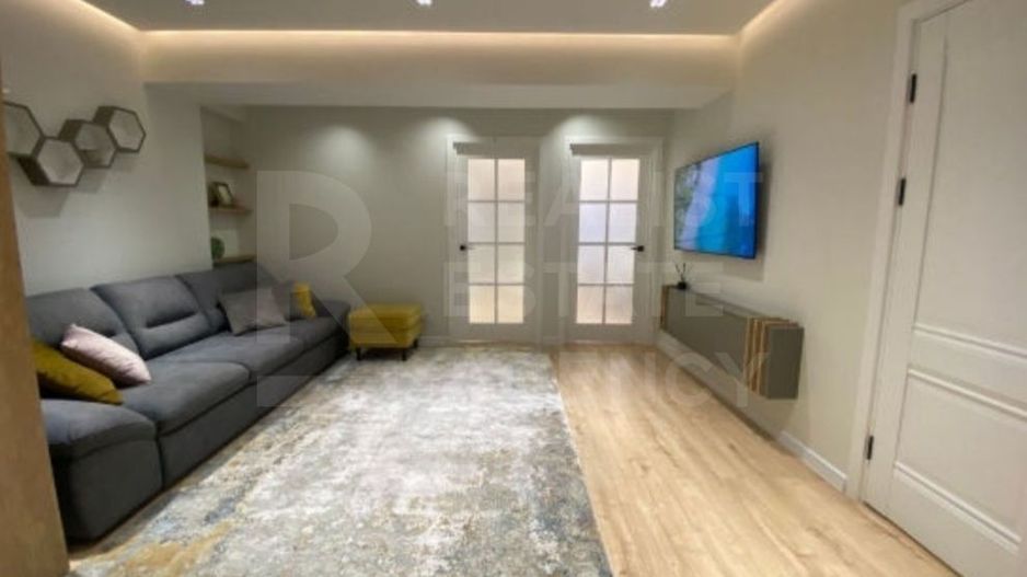 Chirie, apartament, 4 camere, strada Ginta Latină, Ciocana - Poză 2