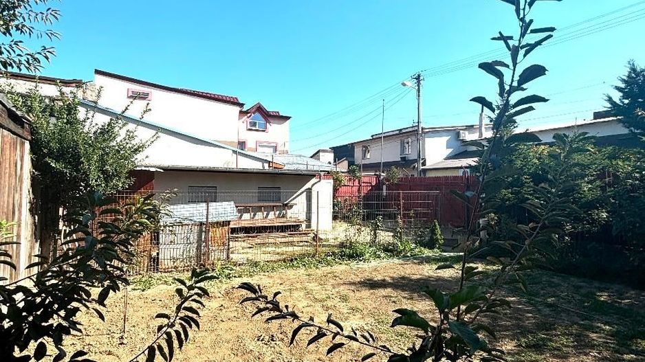 Teren  Auchan Vitan T226 - Poză 7