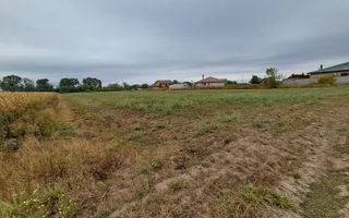 Teren intravilan | 37 arii | Zona Madaras - Poză 2