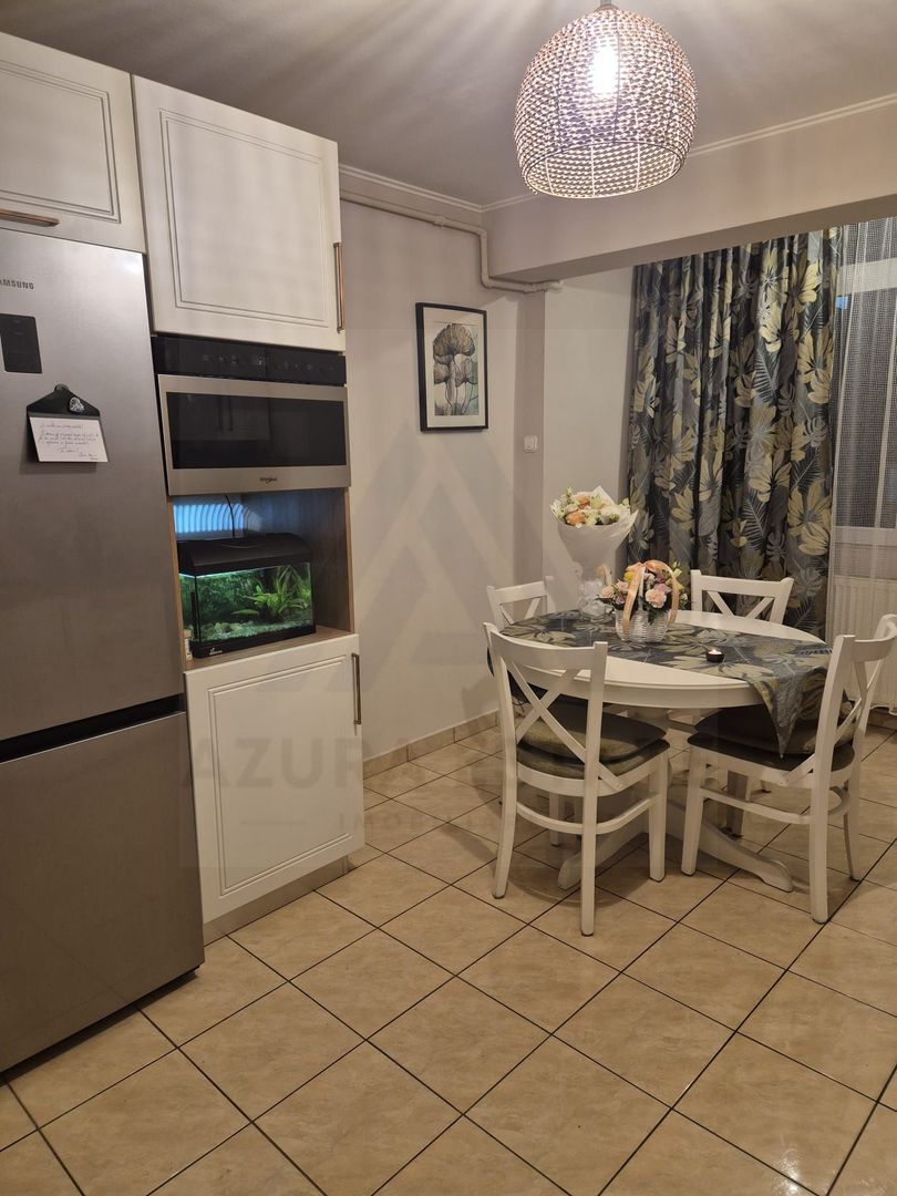 Apartament 3 camere 2 dormitoare pivnita in Vasile Aaron - Poză 3