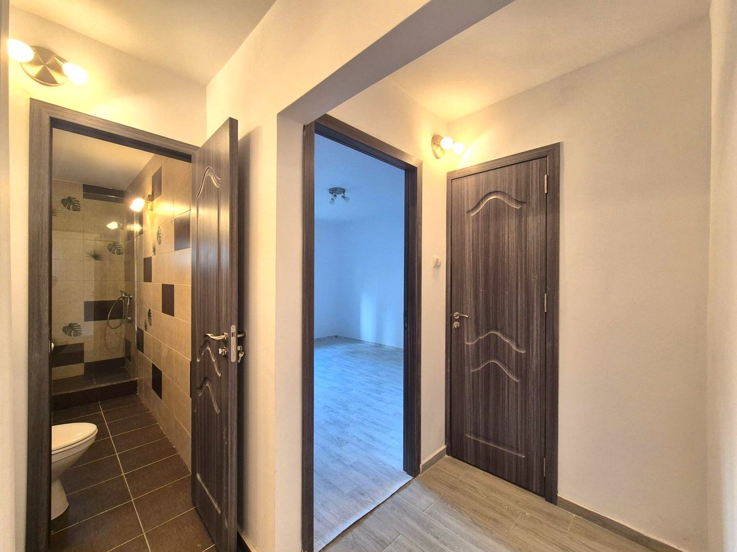 Exclusivitate - Imobil la cheie, ideal birouri sau locuință, la prima închiriere - Poză 9