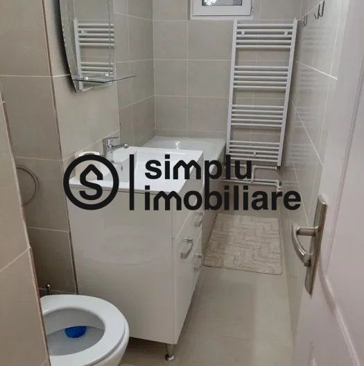 3 camere semidecomandate, etaj 1, centrala termica - 400 Euro - Poză 5