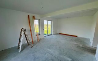 Casă Individuală de vanzare sau schimb cu apartament - Poză 14