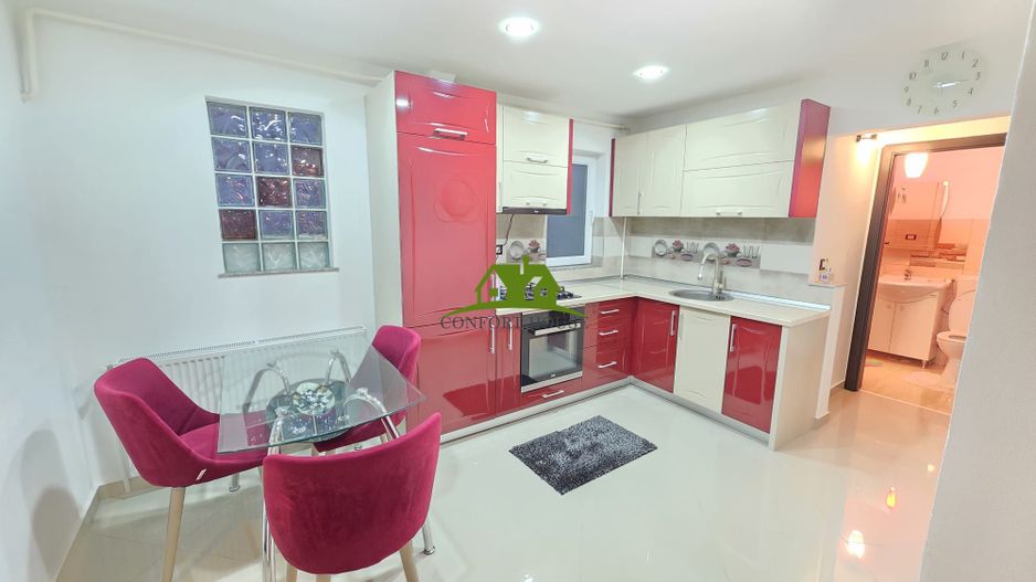 Apartament cu 3 camere de inchiriat la Et.2 intr-un Bloc din Traian - Poză 2