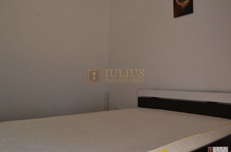 3 camere amenajat modern, cu centrala proprie(Include ctr Anaf). - Poză 7