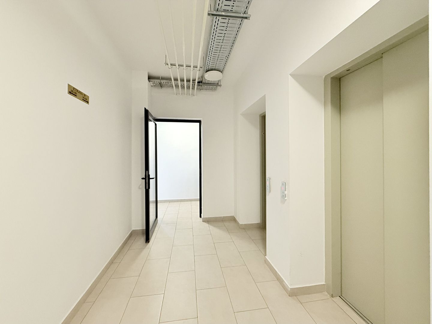 Priveliște care îți taie respirația, confort si eleganta, zona Lipovei - Poză 27